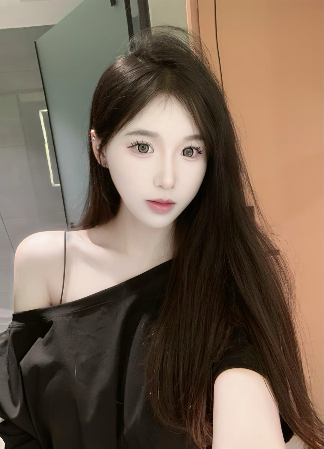 南昌肤白大胸妹兼职